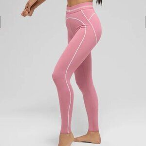 Airbrush High-Waist Heart Throb Leggings Pink Wild Rose/ White | Alo Yoga